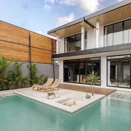 Stunning 3-Bedroom Luxury Villa With Private Pool, Netflix, And Amazing Views!